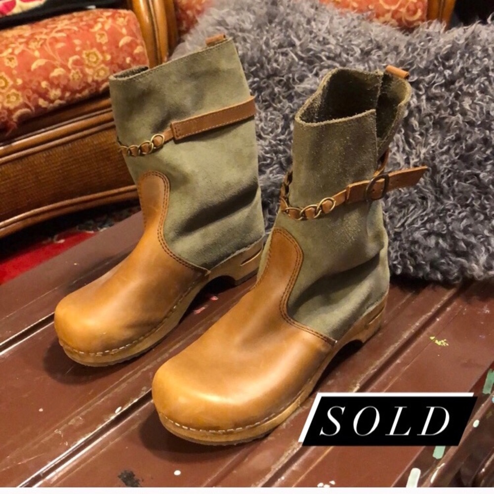 Size 38 Leather Clog Boots